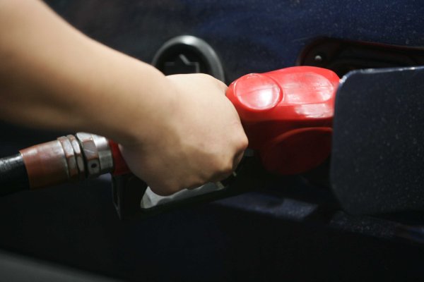俄罗斯：天然气出口若有剩余可供给欧洲