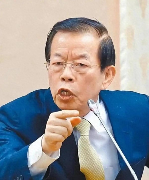 卓荣泰去年就计划日本看球？徐巧芯：谢长廷在幕后运作，掺杂派系博弈