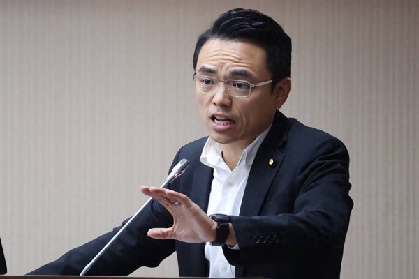 去年全台诈骗案财损近900亿元新台币，洪孟楷痛批赖当局：越打越多